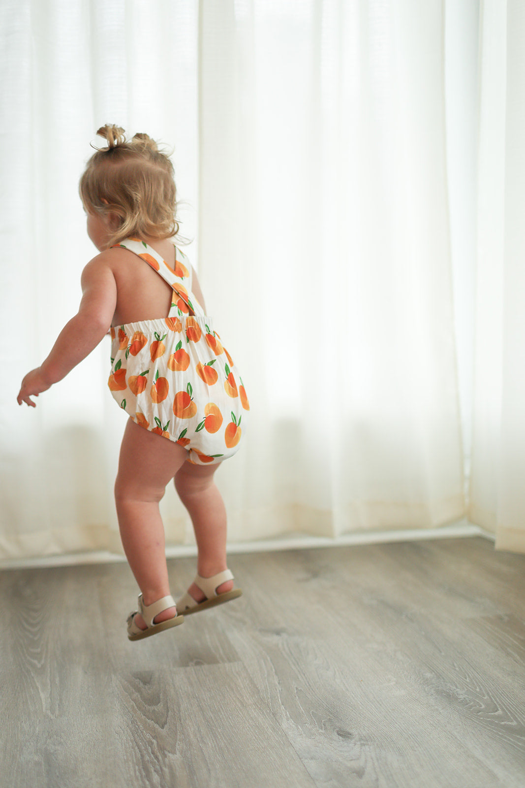 Peaches Bamboo Sun Bubble with Adjustable Straps