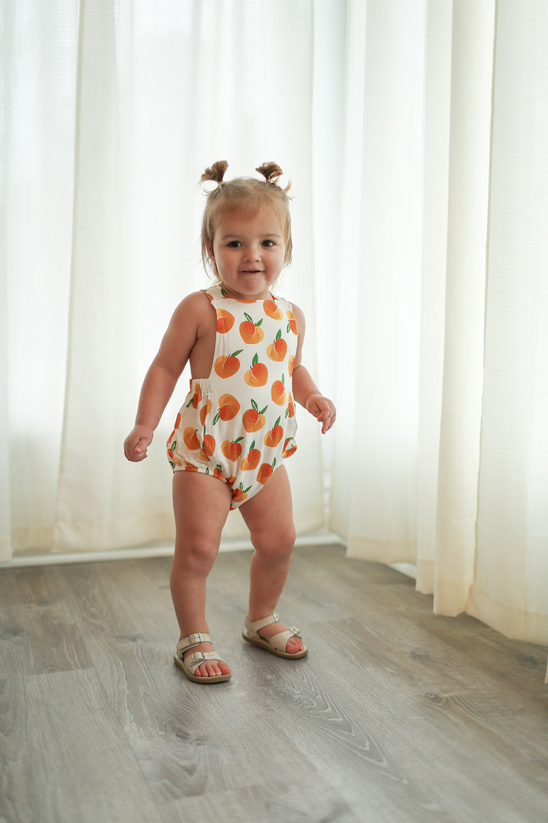 Peaches Bamboo Sun Bubble with Adjustable Straps