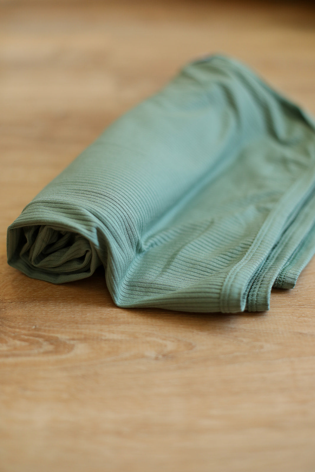 Bayleaf Ribbed Solid Bamboo Swaddle Blanket