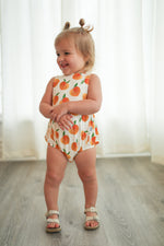Load image into Gallery viewer, Peaches Bamboo Sun Bubble with Adjustable Straps
