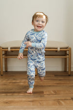 Load image into Gallery viewer, Blue Oyster 2 Piece Bamboo Pajama Set
