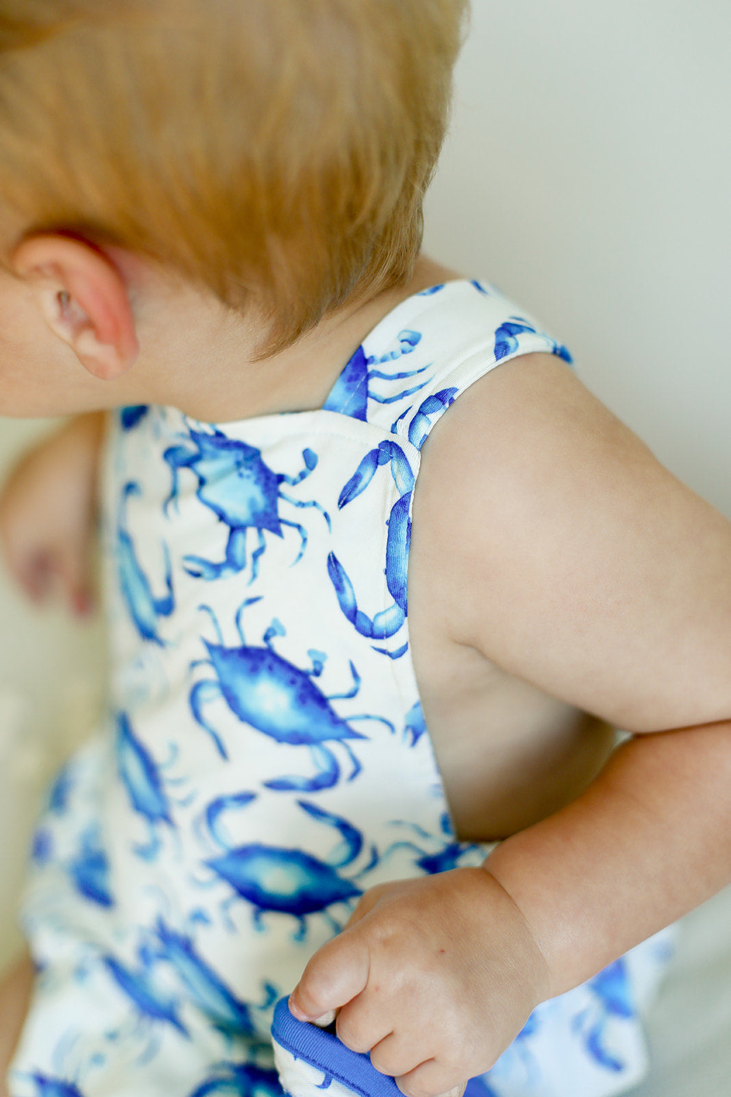 Blue Crab Bamboo Sun Bubble with Adjustable Straps