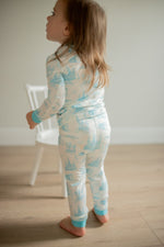 Load image into Gallery viewer, Blue Toile 2 Piece Bamboo Pajama Set
