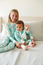 Load image into Gallery viewer, Mr Snowman 2 Piece Bamboo Pajama Set
