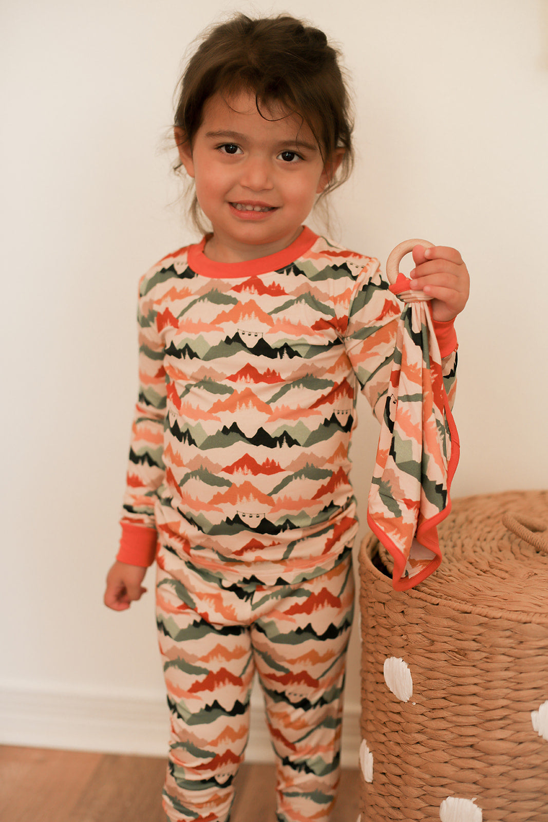 Mountain Print 2 Piece Bamboo Pajama Set